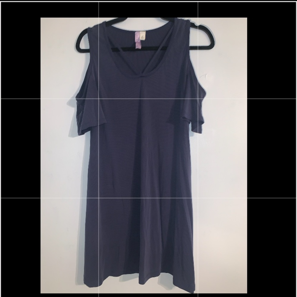 Alta cold-shoulder dress. Worn once.